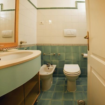 Oasi D'Oriente Aparthotel ซานตา เชซาเรอา แตร์เม ภายนอก รูปภาพ