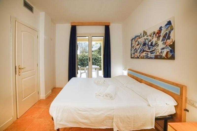 Oasi D'Oriente Aparthotel ซานตา เชซาเรอา แตร์เม ภายนอก รูปภาพ