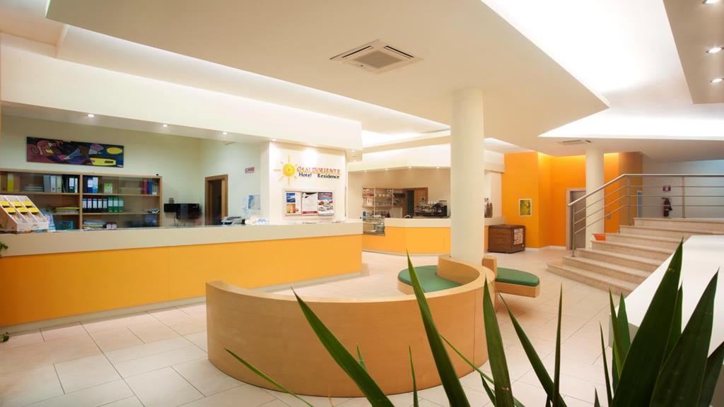 Oasi D'Oriente Aparthotel ซานตา เชซาเรอา แตร์เม ภายนอก รูปภาพ